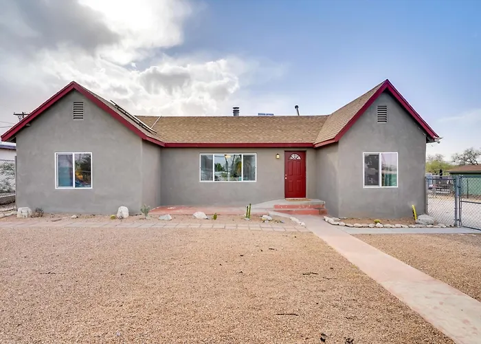 Holiday home 2 Mi To Of Arizona: Urban Escape *