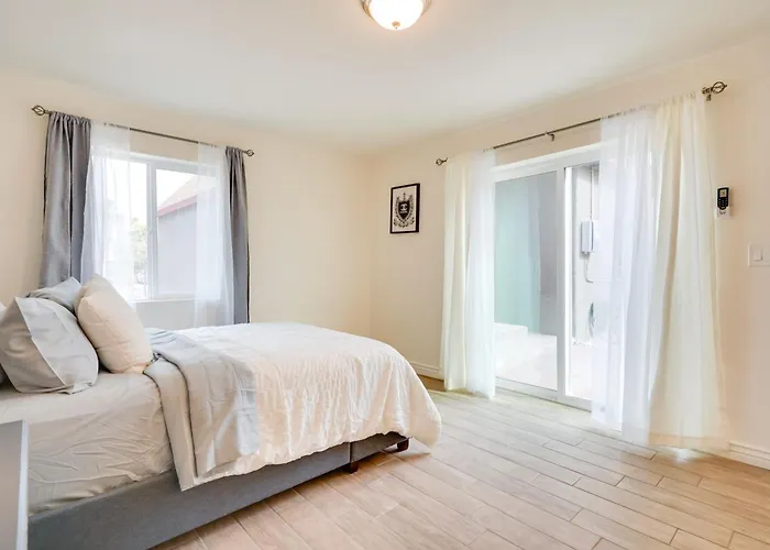 Holiday home 2 Mi To Of Arizona: Urban Escape